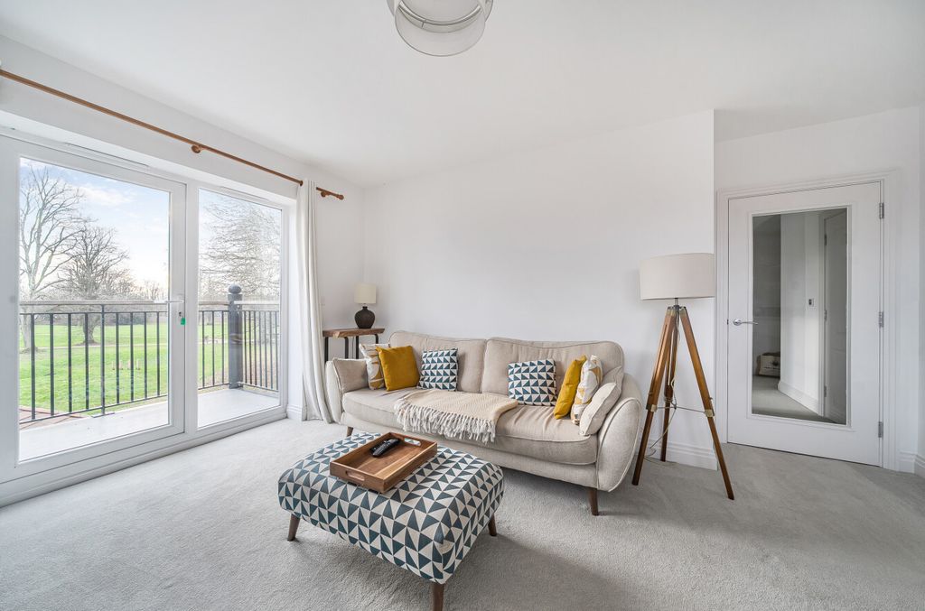 Additional image 3 of 2 bed flat for saleAspen Road, High Wycombe, Buckinghamshire HP10