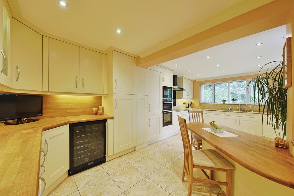Additional image 4 of 4 bed detached house for saleJenny Brough Lane, Hessle HU13