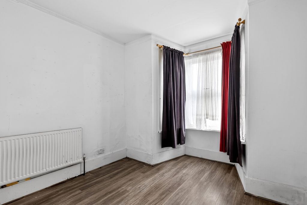 Additional image 21 of 5 bed detached house for saleWalton Road, Hoddesdon EN11