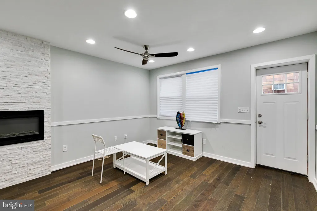 Additional image 7 of 1903 S Warnock Street, Philadelphia, PA 19148