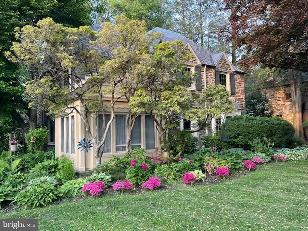 905 Stratford Avenue, Elkins Park, PA 19027
