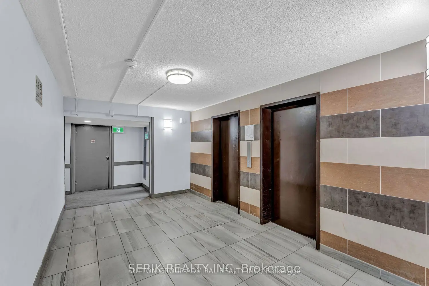 4673 Jane Street 417 photo 5