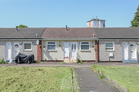 232 Cleeves Quadrant, Glasgow G53