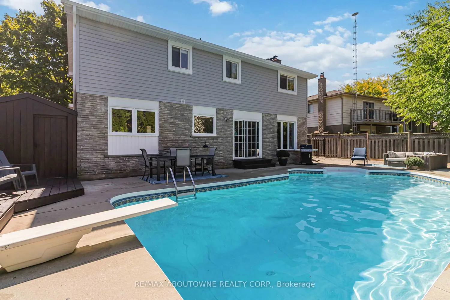 Additional image 17 of 2485 Woburn Crescent