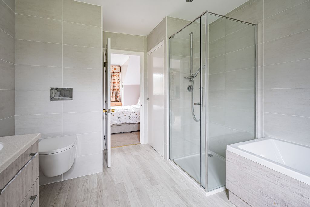 Additional image 18 of 4 bed detached house for saleSilverthorn Drive, Hemel Hempstead HP3