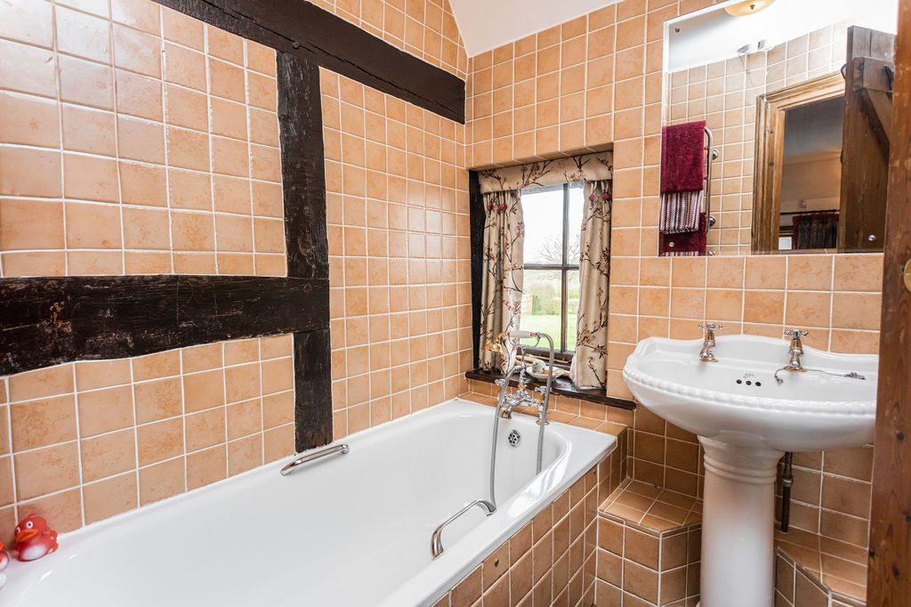 Additional image 14 of 4 bed semi-detached house for saleHigh Street, Hartfield TN7