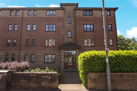 Dumbarton Road, Yoker, Glasgow G14