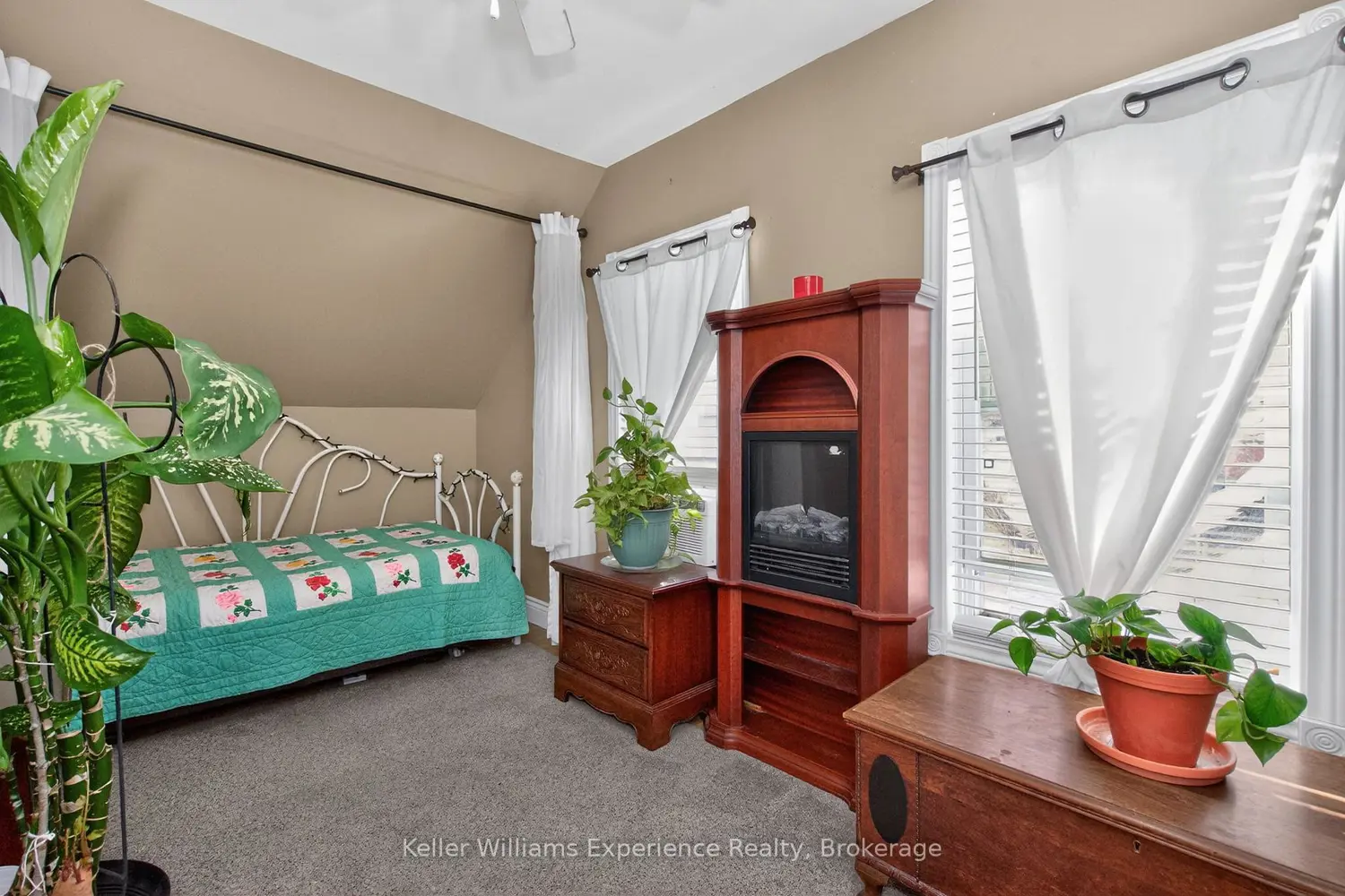 107 Pine Street photo 5