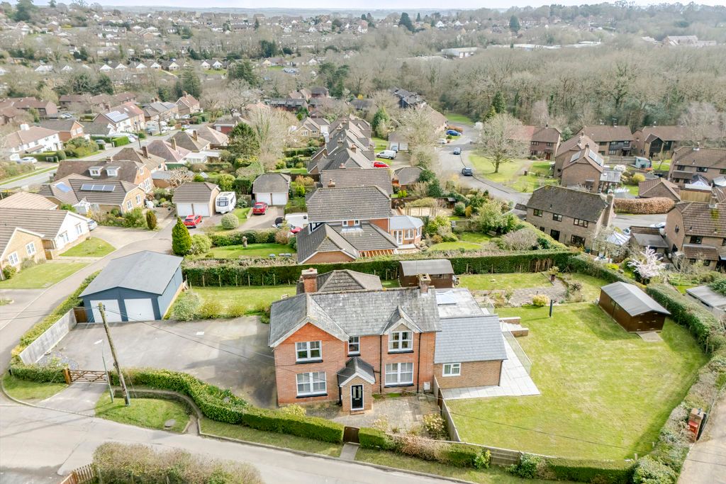 5 bed detached house for salePook Reed Lane, Heathfield TN21