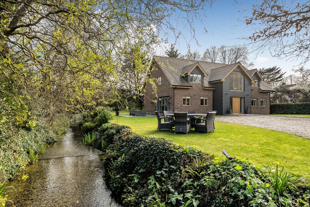 Additional image 2 of 5 bed detached house for saleNorth Close, Havant PO9