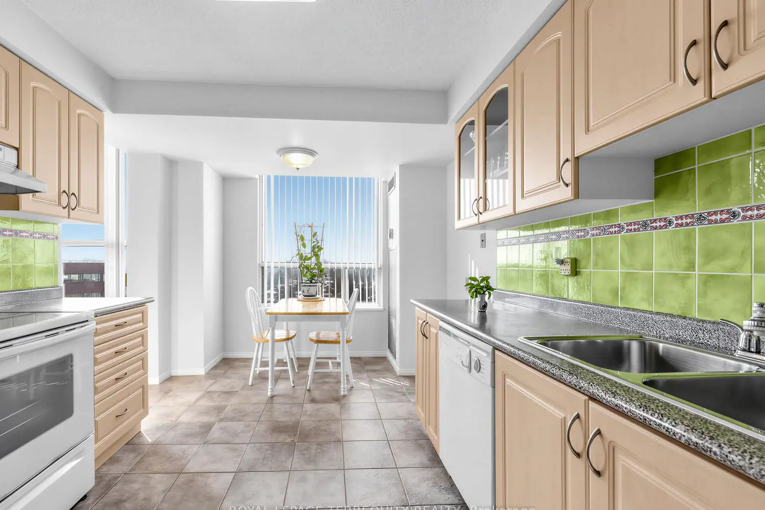 Additional image 7 of 100 Upper Madison Avenue 1708