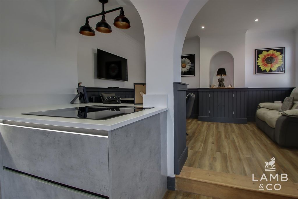 Additional image 10 of 5 bed detached house for saleFronks Road, Dovercourt CO12