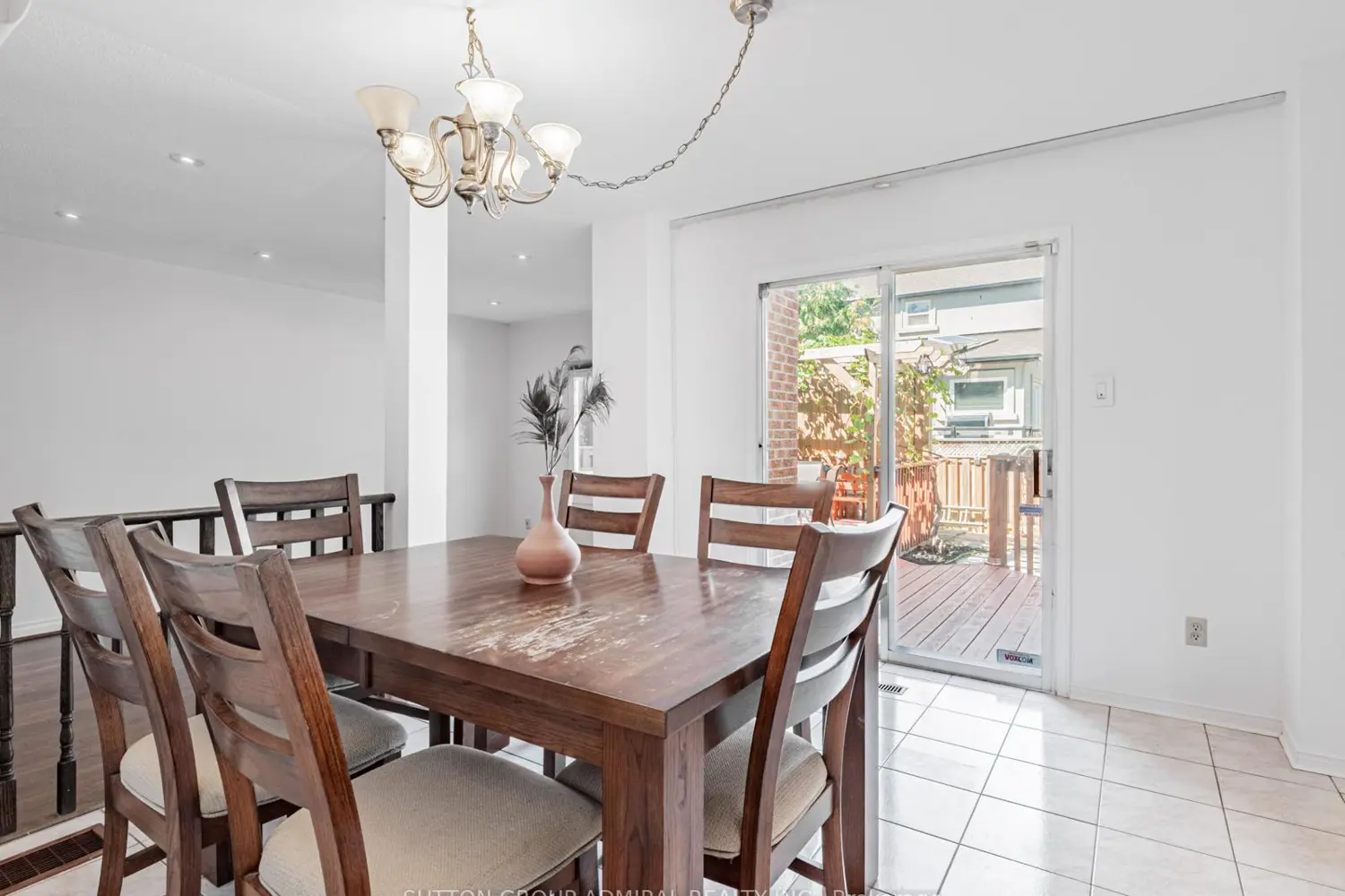 98 Rosedale Heights Drive photo 2