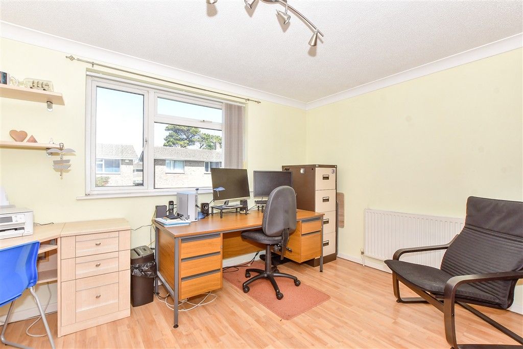 Additional image 9 of 5 bed detached house for saleLangbrook Close, Langstone, Havant, Hampshire PO9