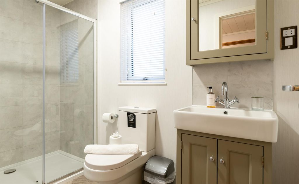 Additional image 15 of 2 bed mobile/park home for saleAysgarth Lodges, Westholme Bank, Leyburn DL8