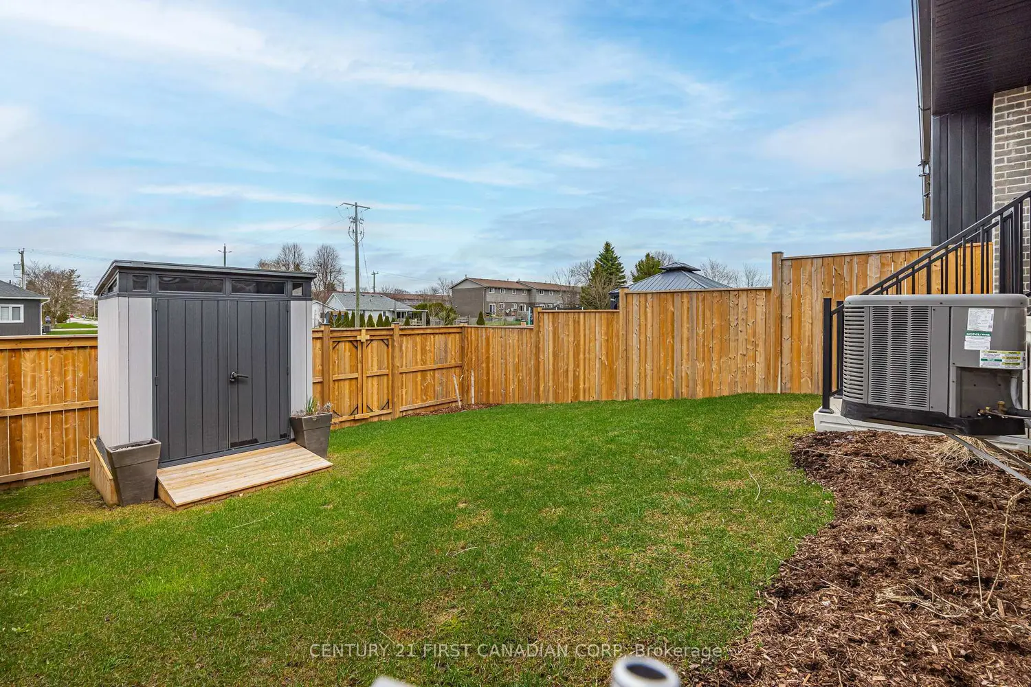 Additional image 14 of 100 Rowe Avenue