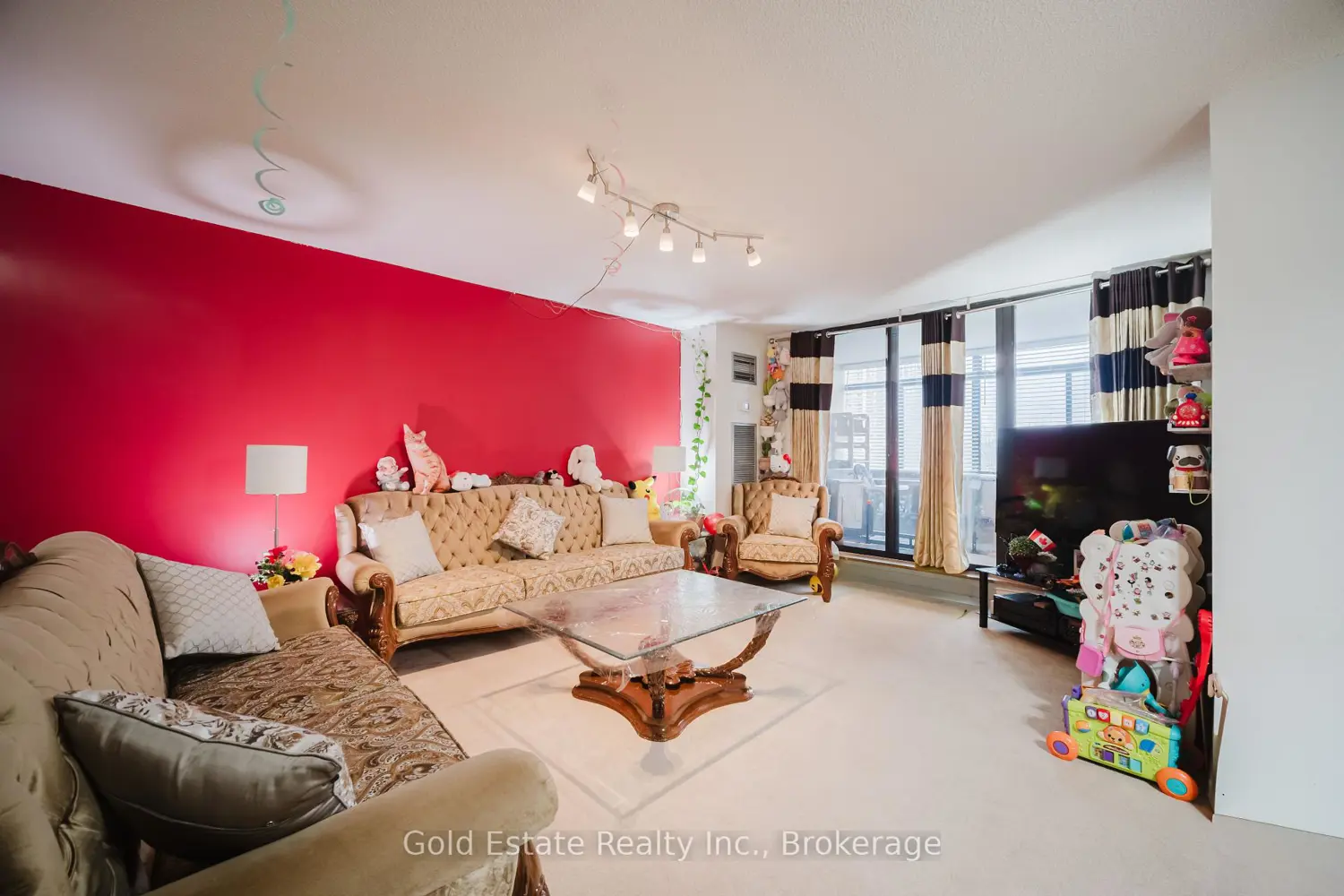18 Knightsbridge Road 502 photo 5