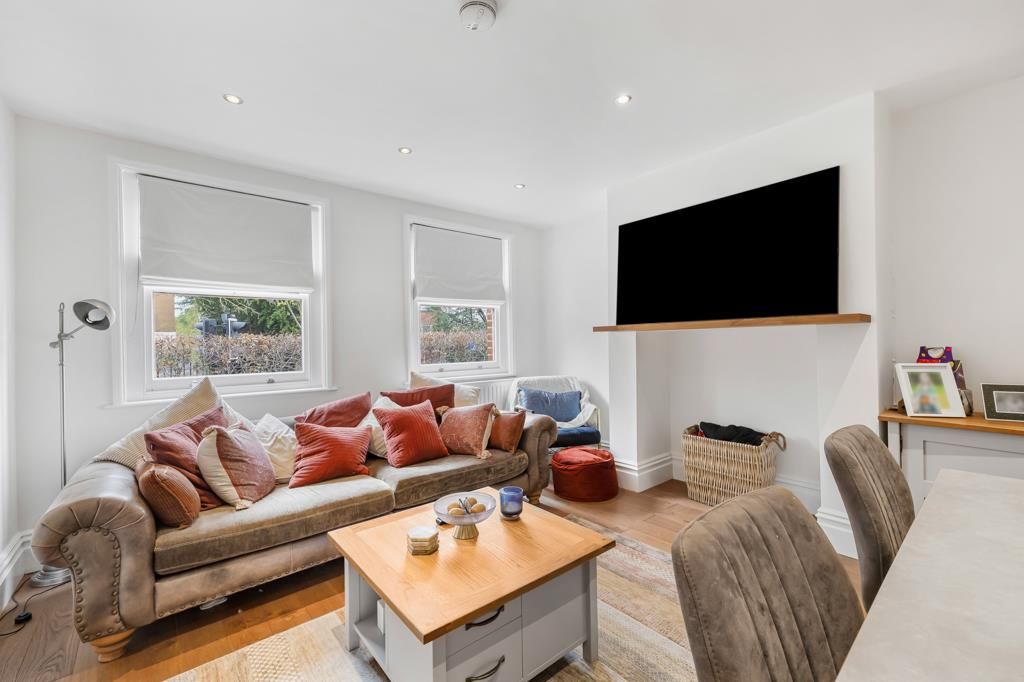 Additional image 5 of 2 bed flat for sale43 North Road, Hertford SG14