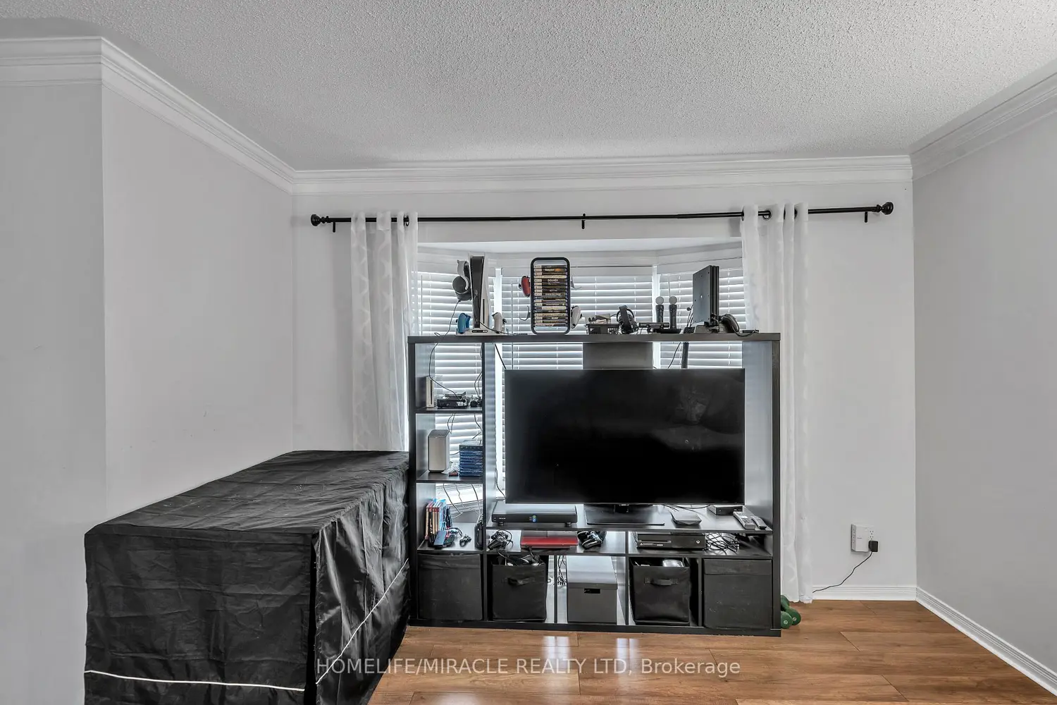 366 Marconi Boulevard photo 4