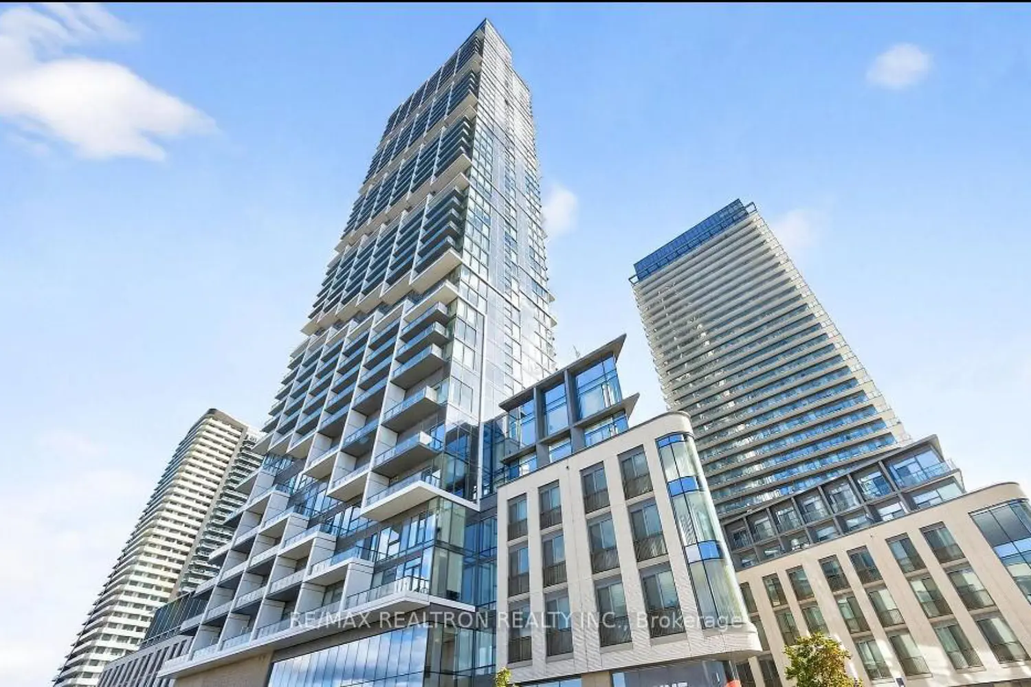1000 Portage Parkway 3808