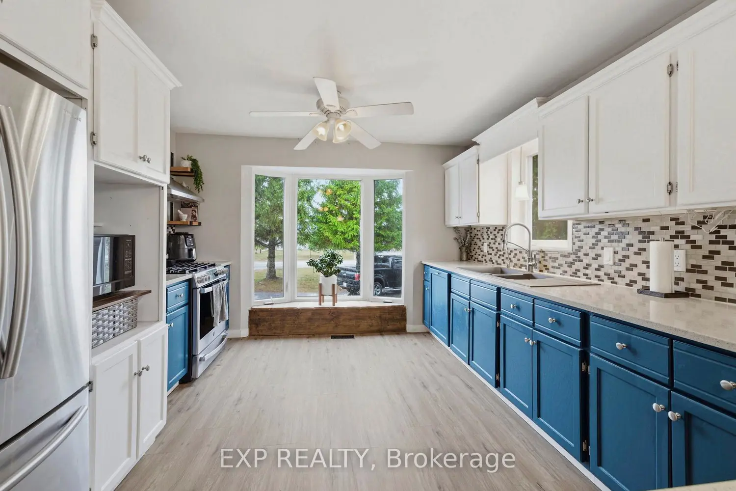 16220 Northfield Road photo 3