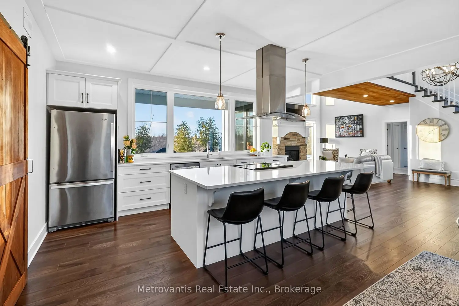 699 River Road photo 4