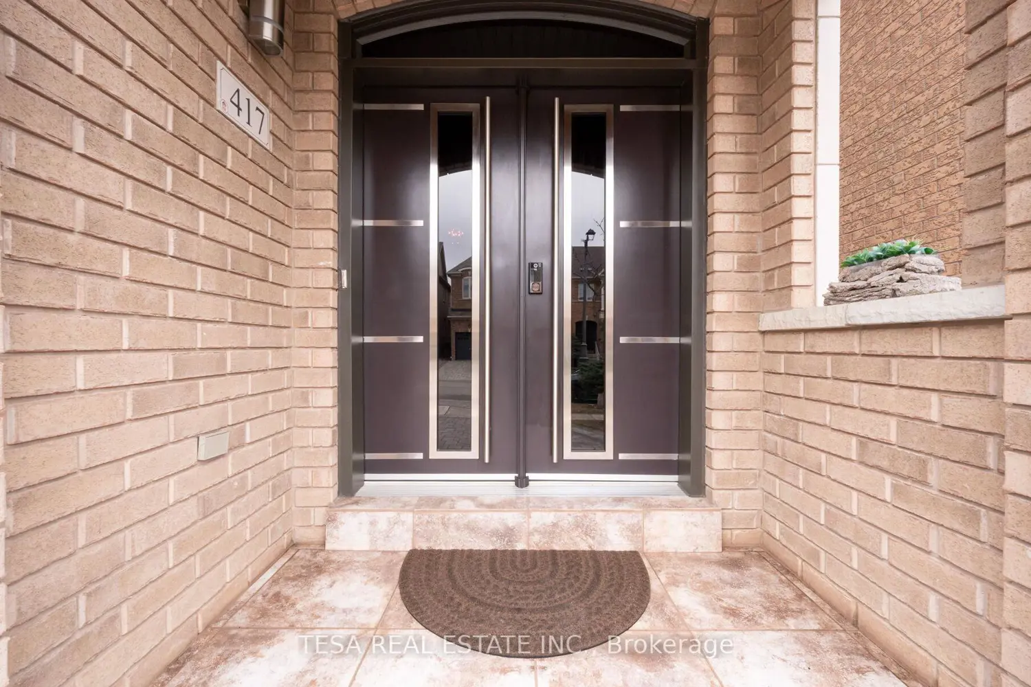 417 Lady Nadia Drive photo 2