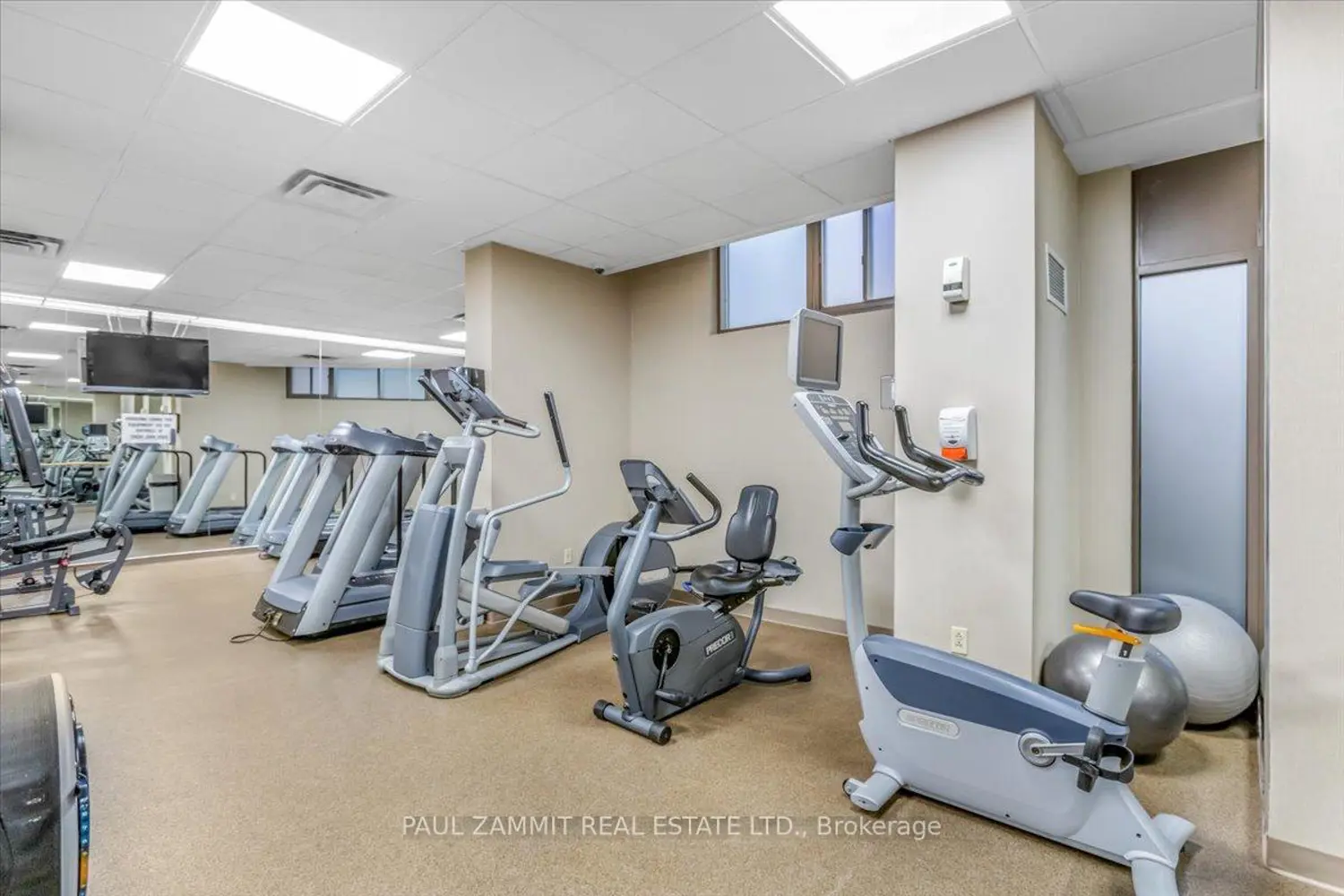 Additional image 15 of 7825 Bayview Avenue 214