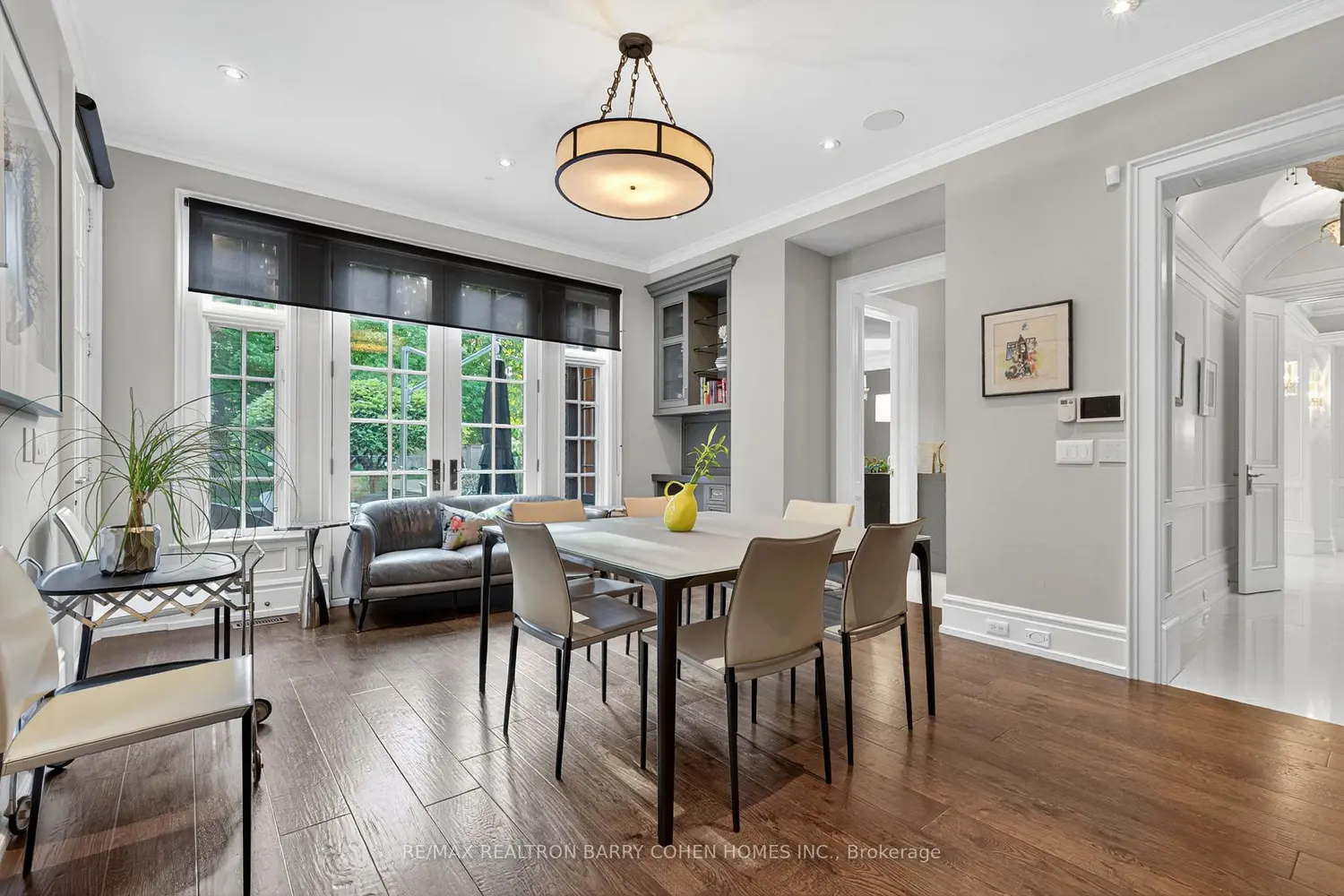 76 Arjay Crescent photo 5