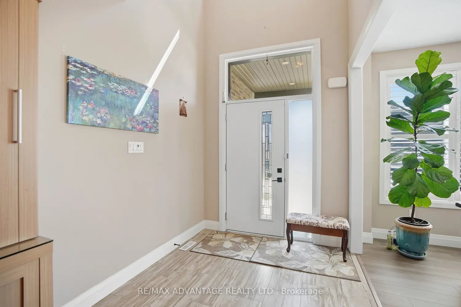1061 Eagletrace Drive 164 photo 2
