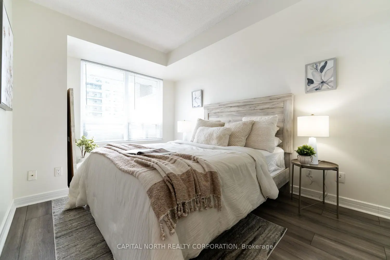 16 Harrison Garden Boulevard 1706