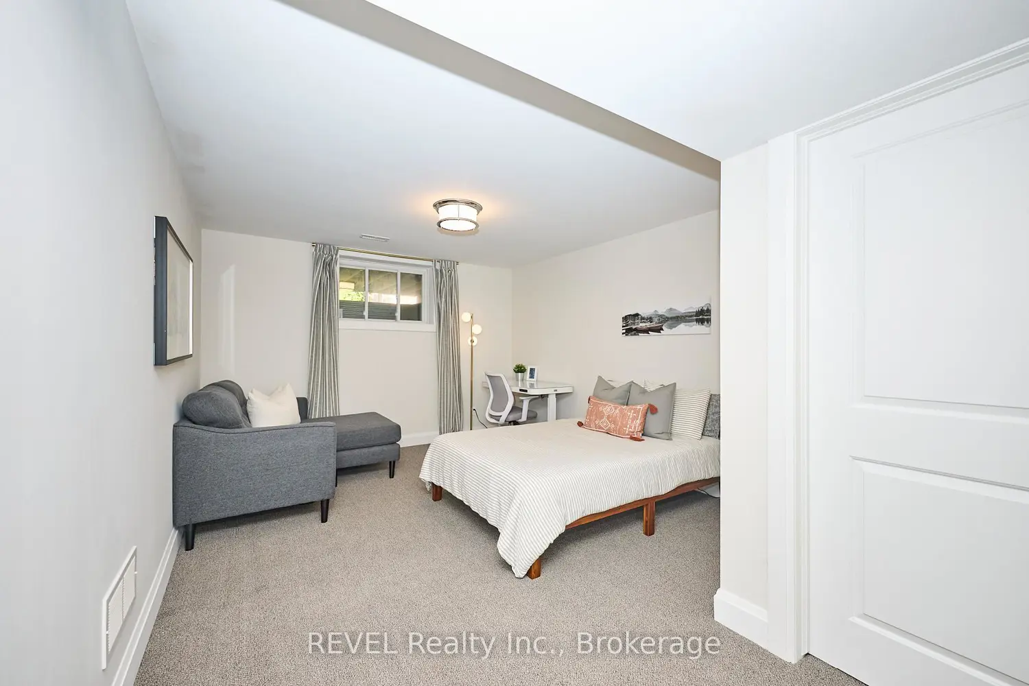Additional image 18 of 9245 Shoveller Drive 19
