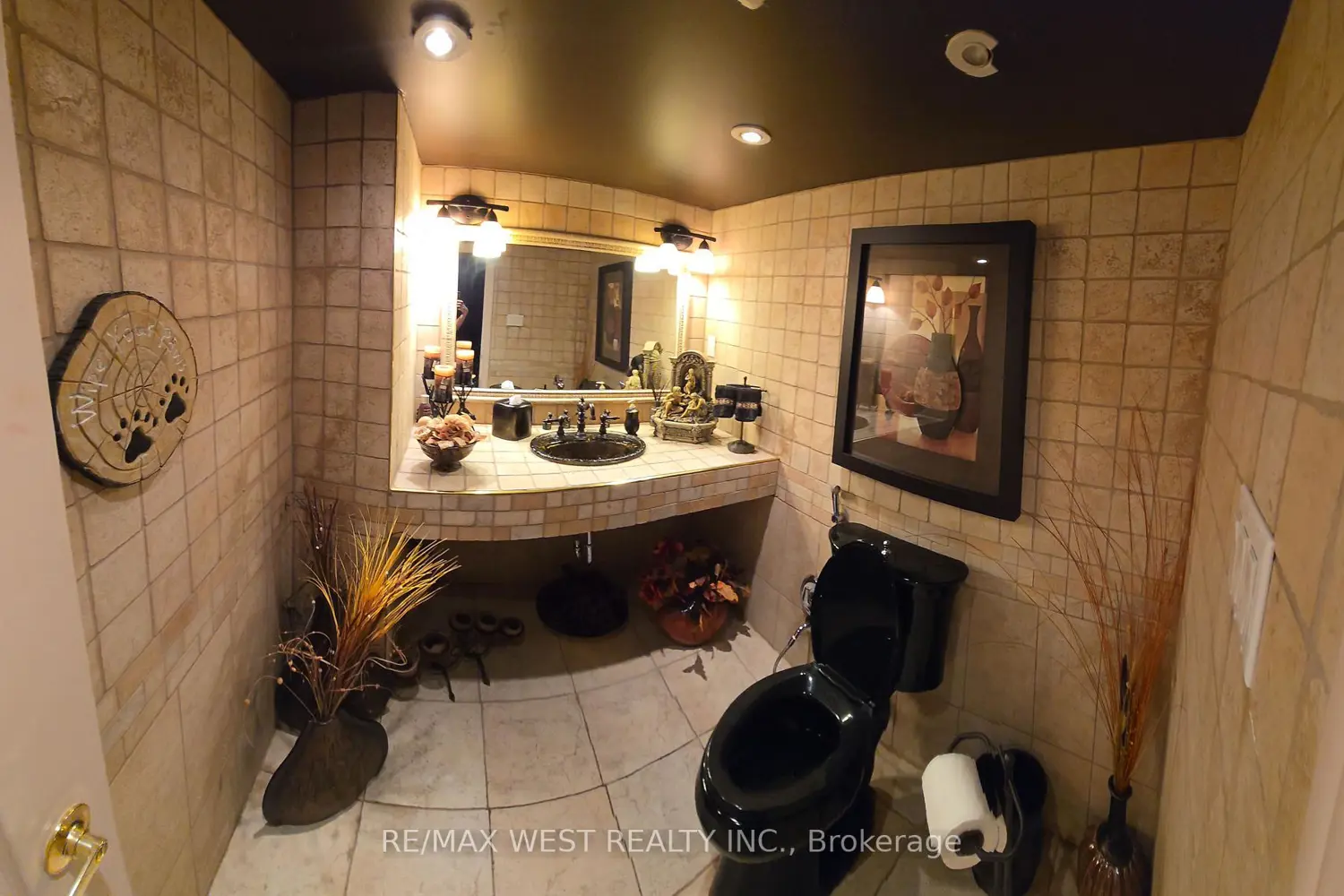 64 Kingmount Crescent photo 4