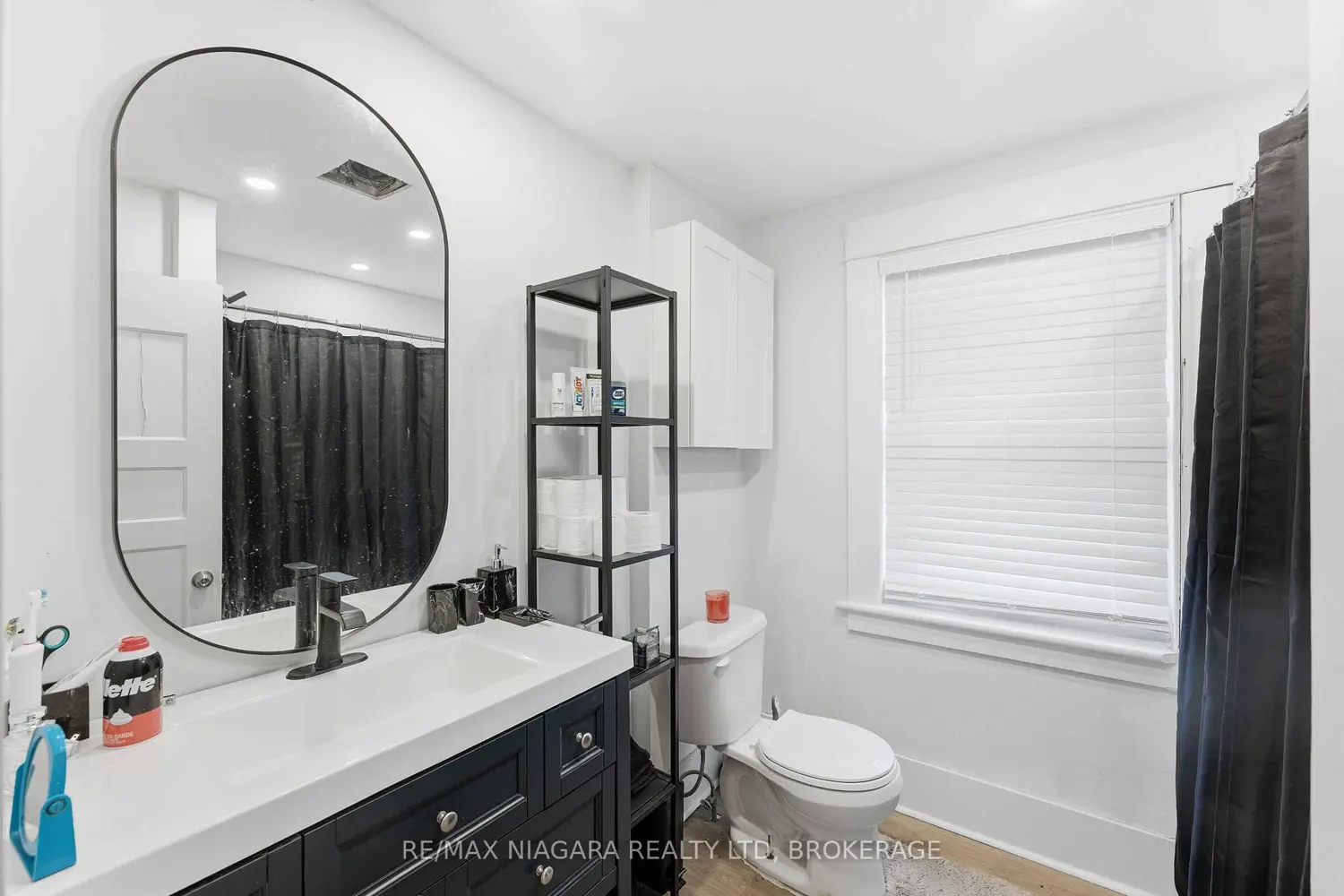 Additional image 6 of 5033 Willmott Street