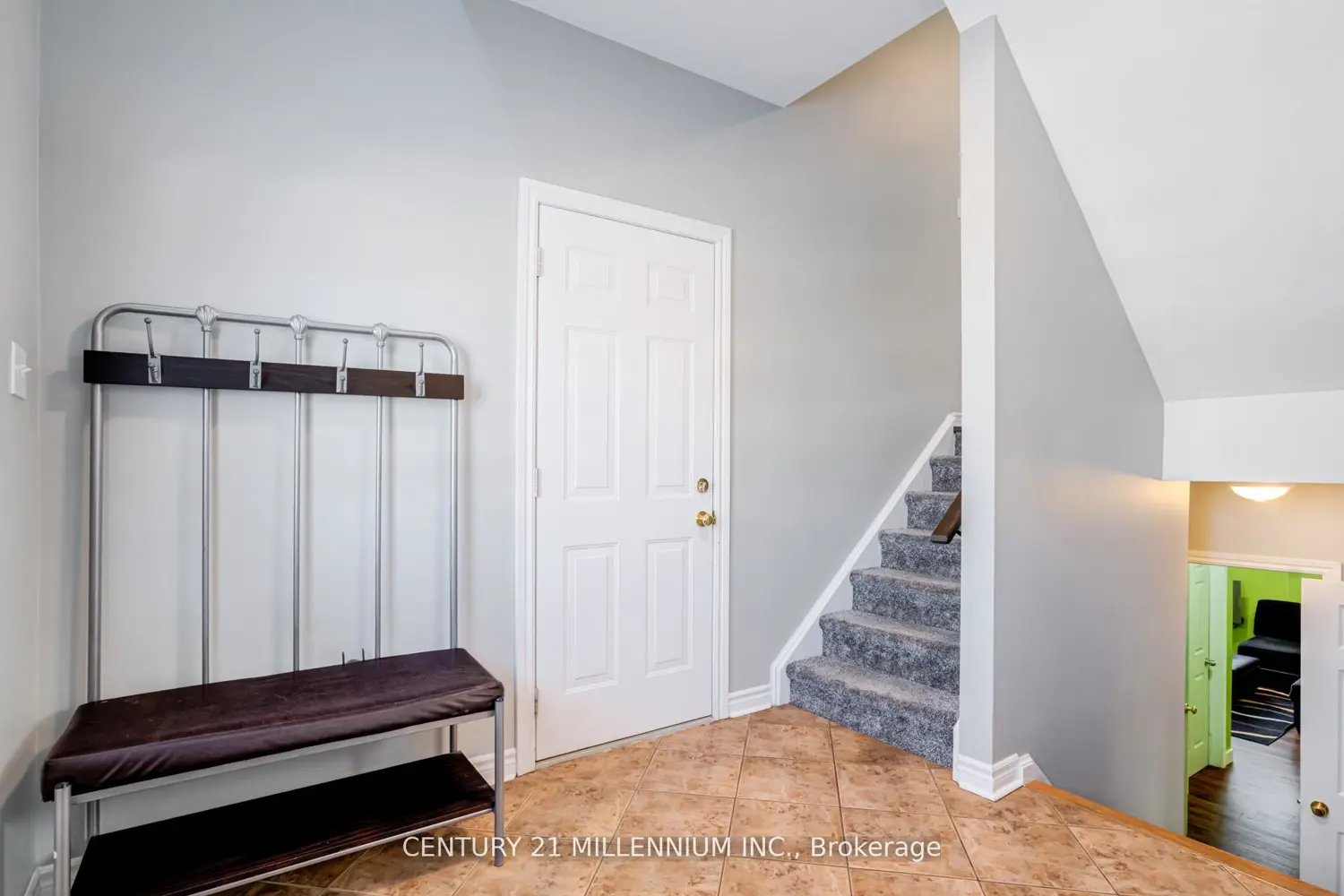 42 Frasson Drive photo 2
