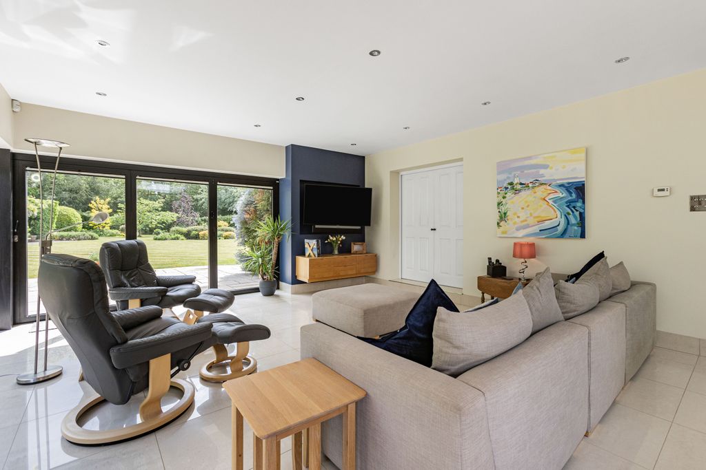 Additional image 6 of 6 bed detached house for saleMangrove Lane, Hertford, Hertfordshire SG13