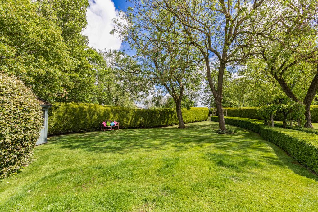 Additional image 39 of 6 bed detached house for saleMangrove Lane, Hertford, Hertfordshire SG13