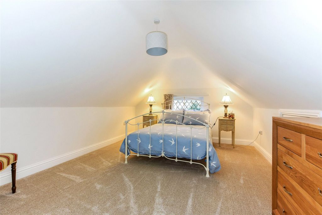Additional image 14 of 4 bed detached house for saleOrchard Road, Hayling Island, Hampshire PO11