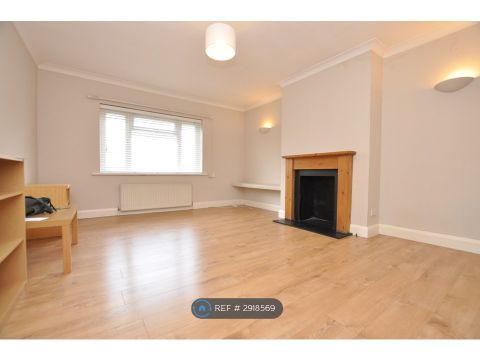 Linksview, London N2