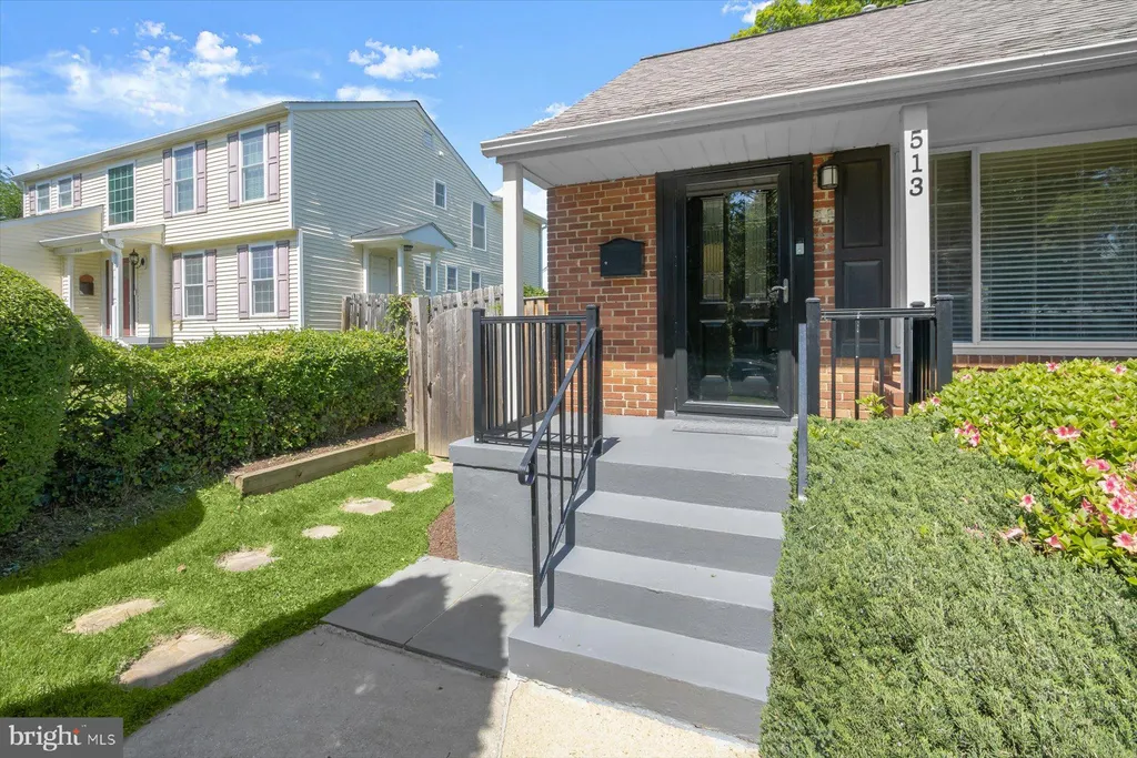513 Gilmoure Drive, Silver Spring, MD 20901 photo 4