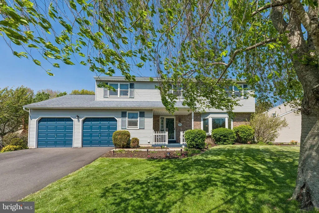 1375 Downing Drive, Hatfield, PA 19440