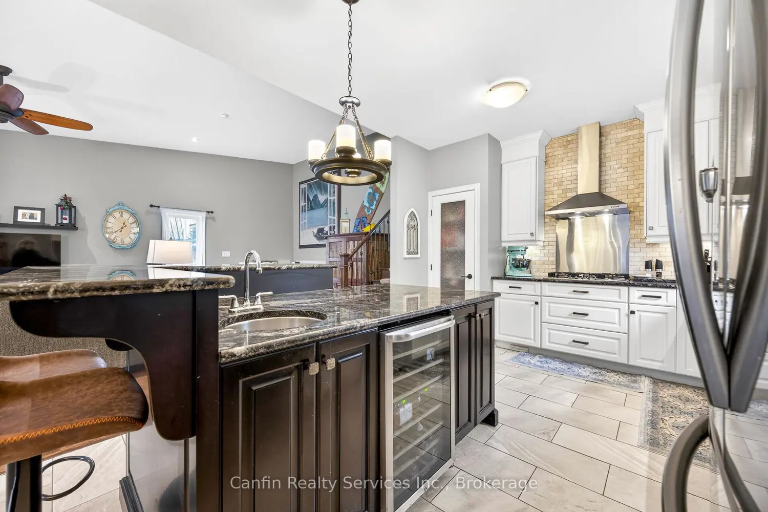 379 Michael Drive photo 5