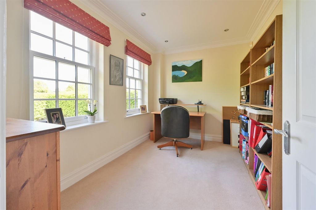 Additional image 5 of 5 bed detached house for saleProspect Lane, Harpenden AL5