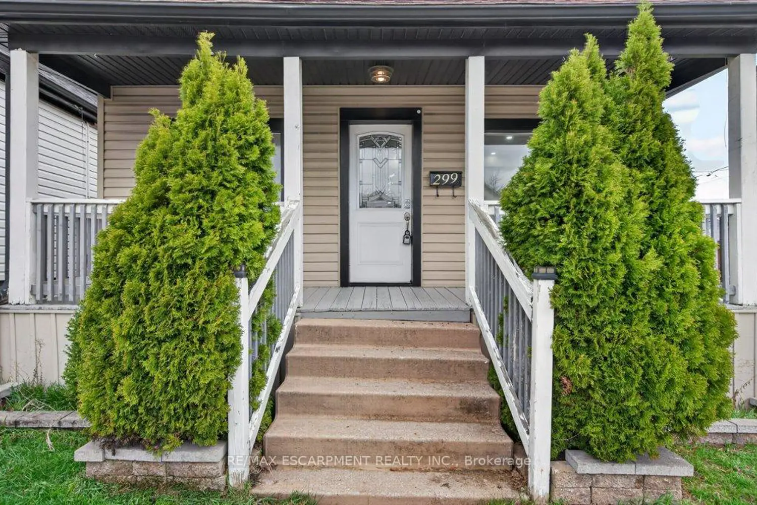 299 Britannia Avenue