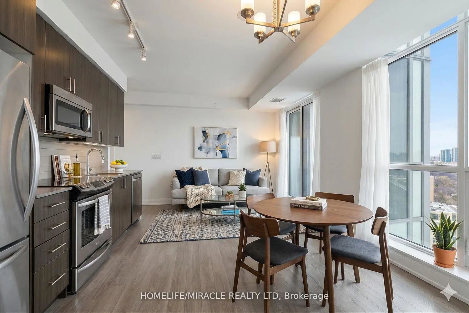 Additional image 9 of 18 Graydon Hall Drive 1705