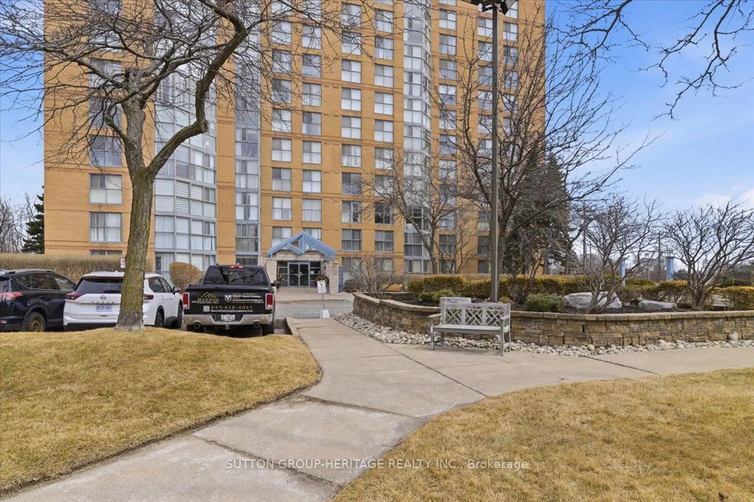 90 Dale Avenue 1705 photo 4