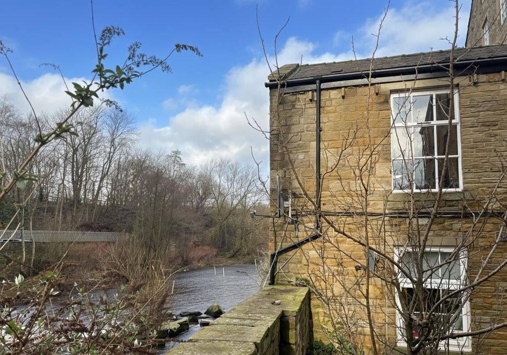 1 bed flat for saleWharf Street, Sowerby Bridge HX6