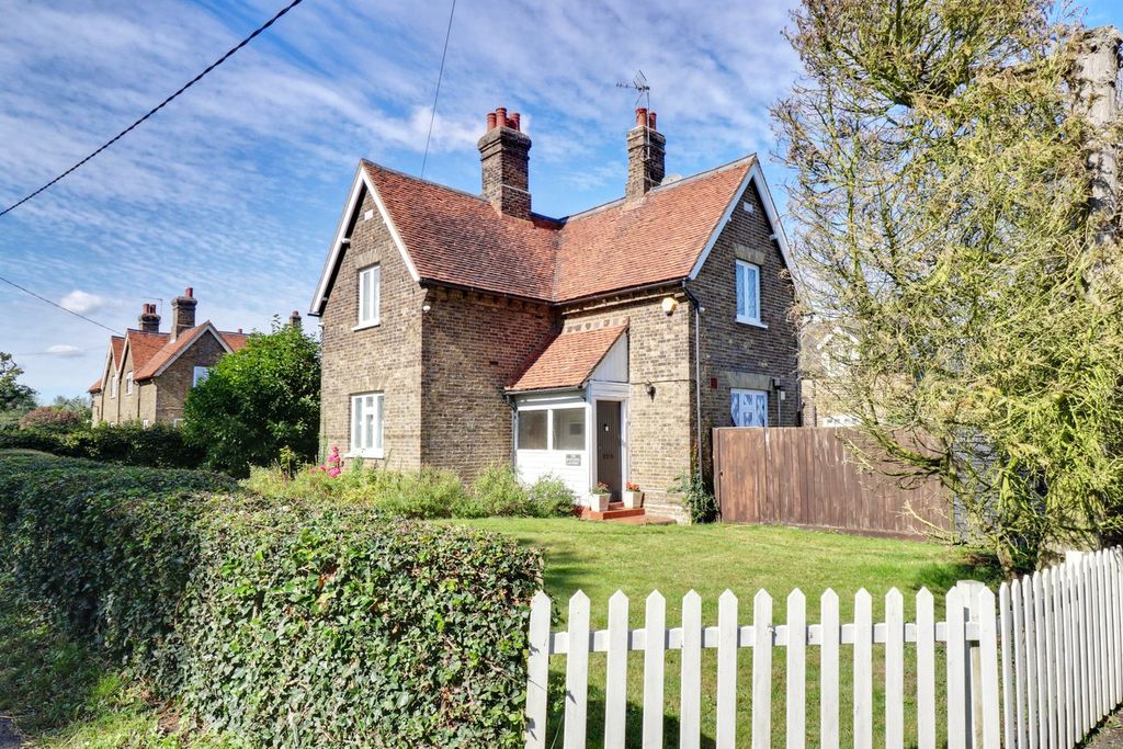 5 bed detached house for saleOld Harlow CM17