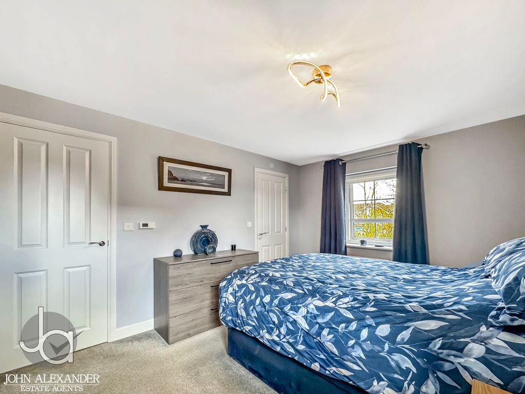 Additional image 14 of 4 bed detached house for salePrimrose Avenue, Dovercourt CO12