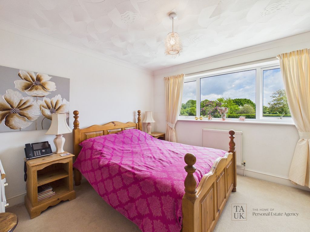 Additional image 30 of 5 bed detached house for saleHavant Road, Hayling Island PO11